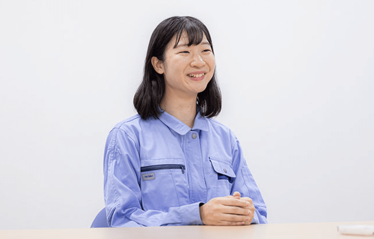 高分子技術部門 社員インタビュー風景