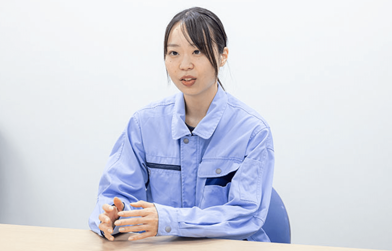 化学標準部門 社員インタビュー風景